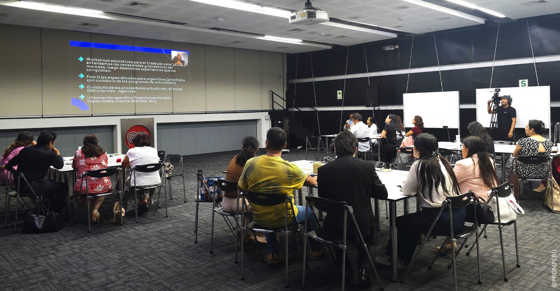 Taller Especializado de Capacitación “MICE Perú 2026”.