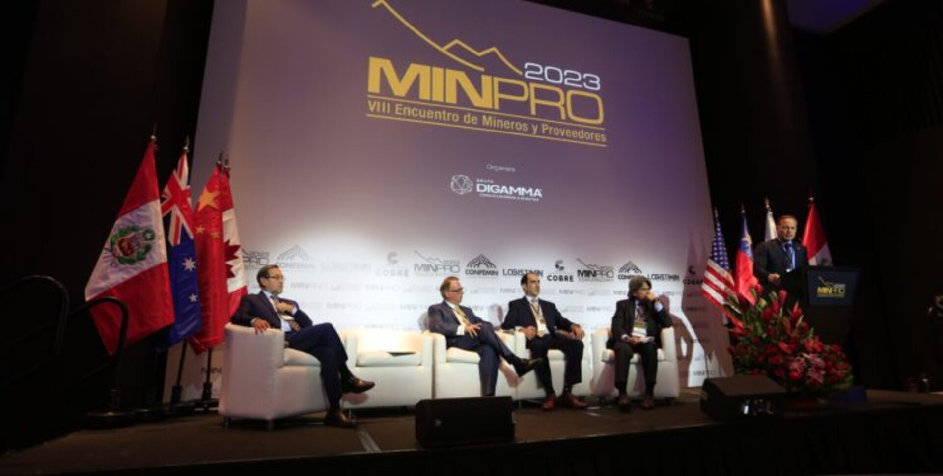 EXPO MINEROS Y PROVEEDORES 2025