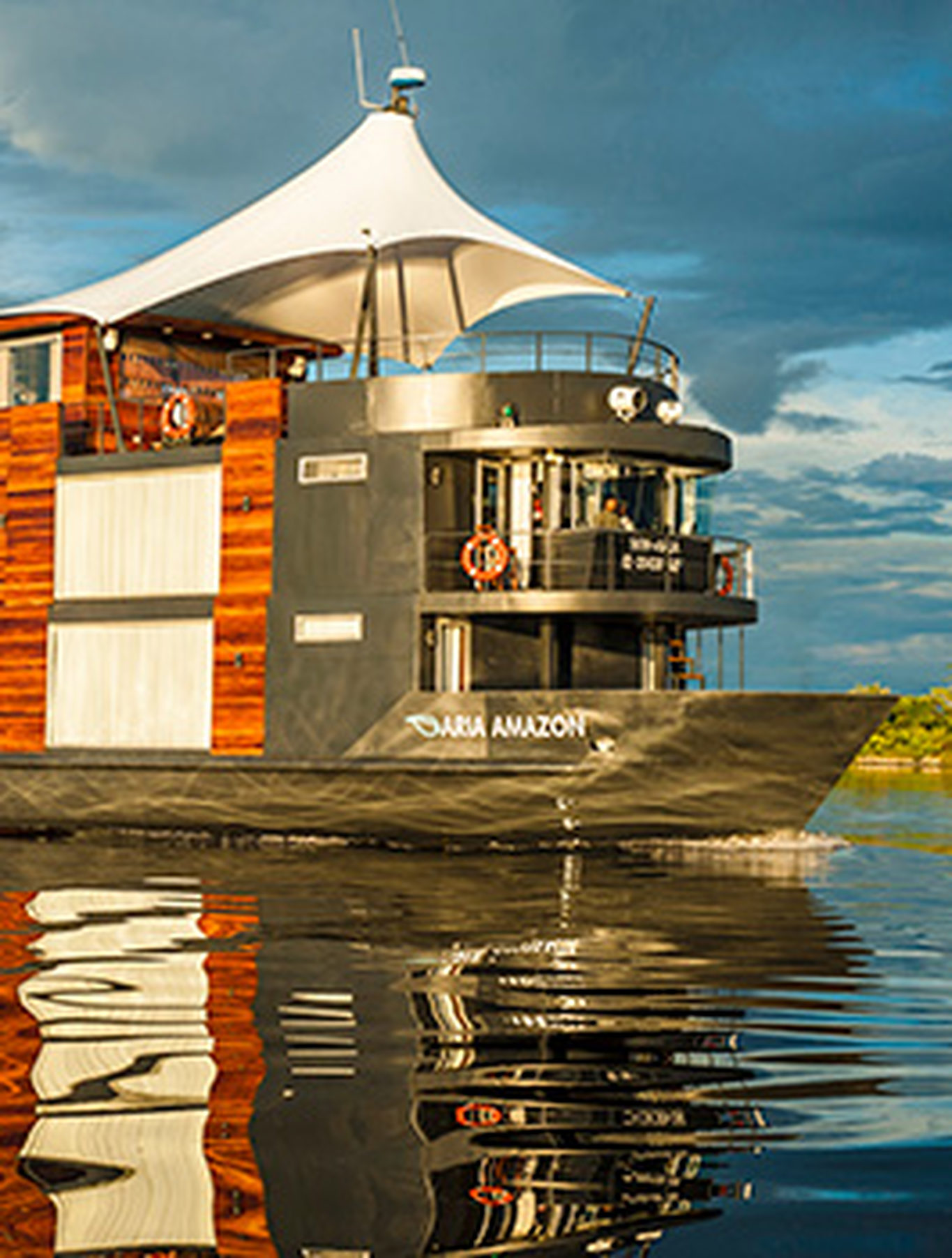 Cruzeiro pelo Rio Amazonas